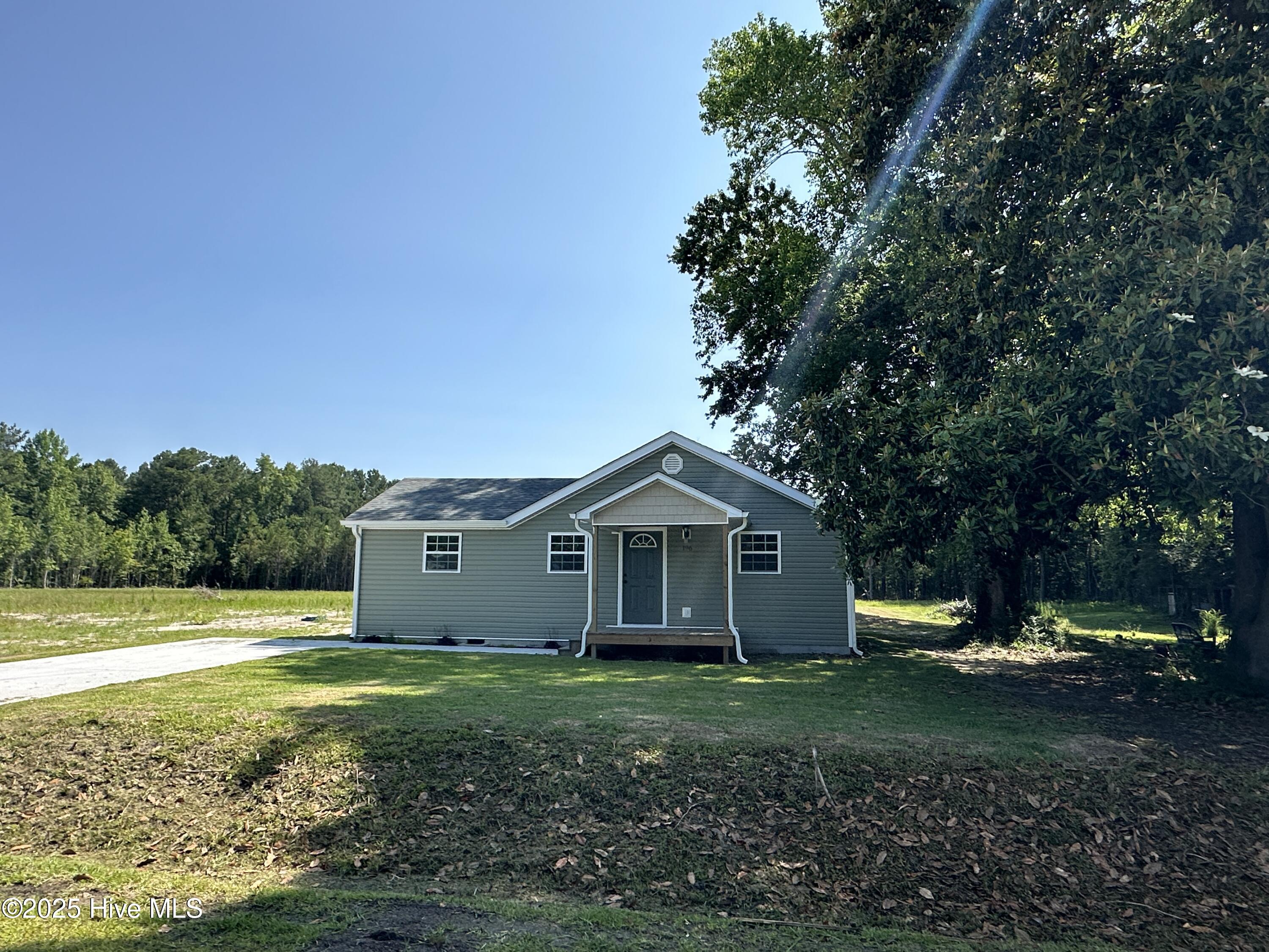 196 Waters Road Jacksonville, NC 28546 - Photo 2 of 24 IMG_0321