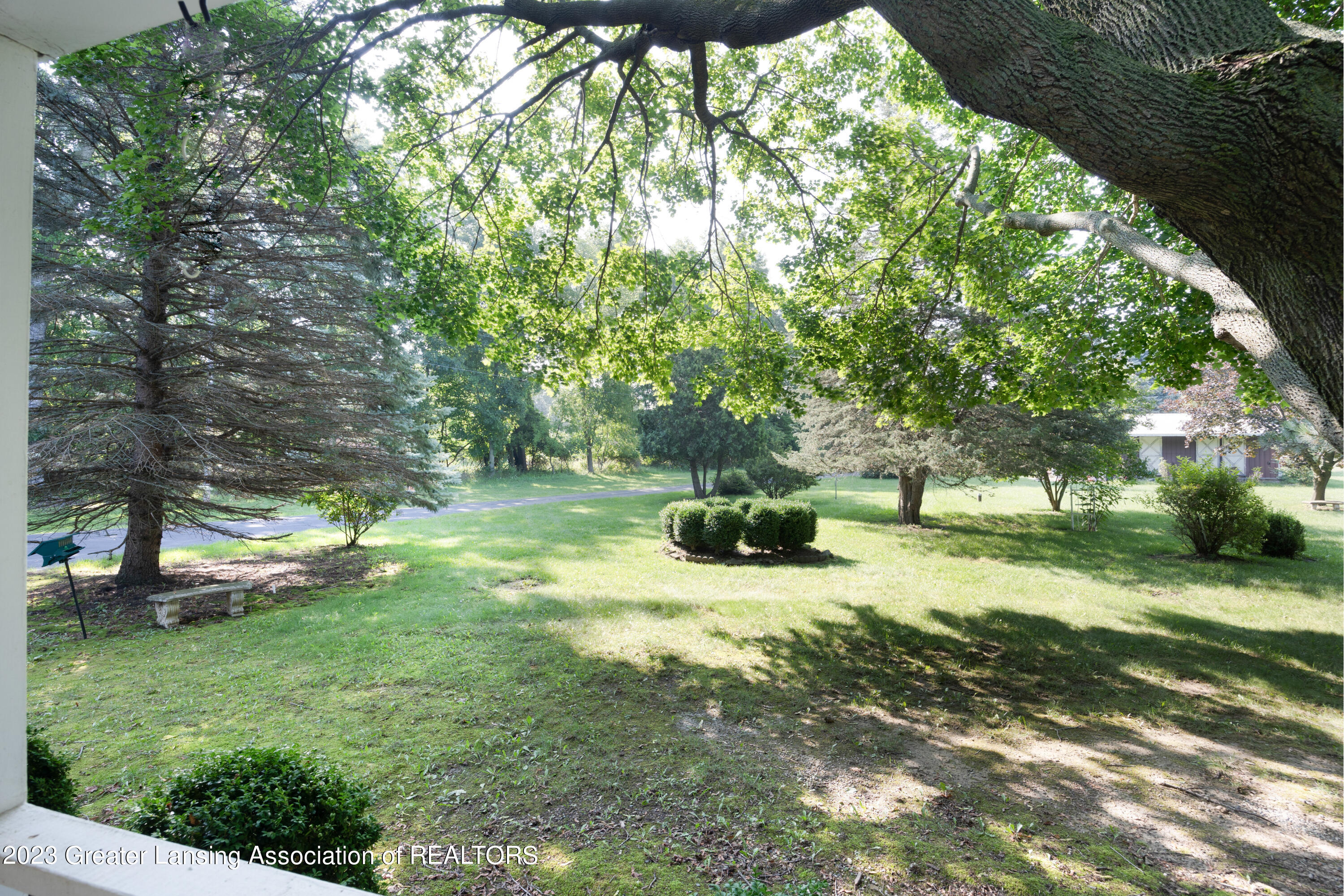 6331 North Seymour Road Owosso, MI 48867 - Photo 7 of 27 Front Yard