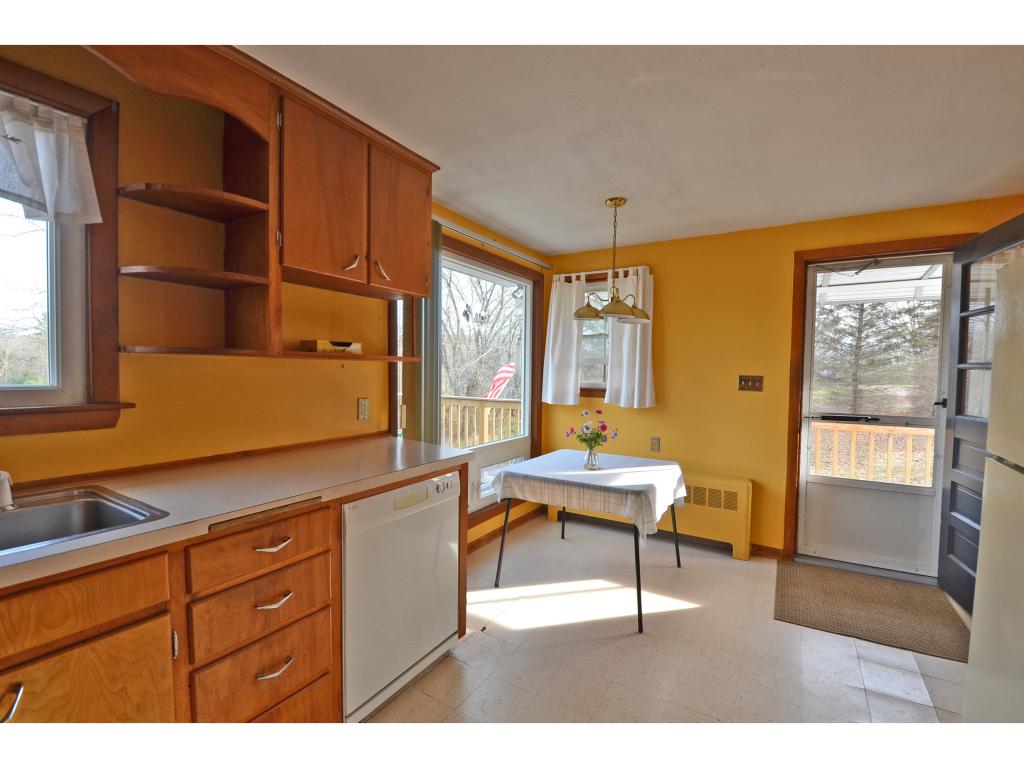 62 Cutts Road Kittery, ME 03904 - Photo 9 of 24 Gallery Image 9