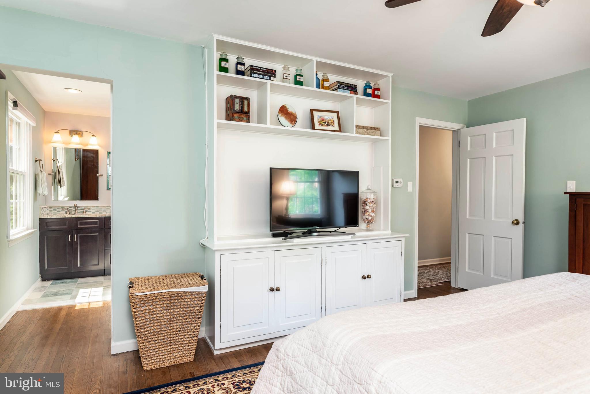 210 Gulph Creek Road Wayne, PA 19087 - Photo 15 of 46 Master Bedroom