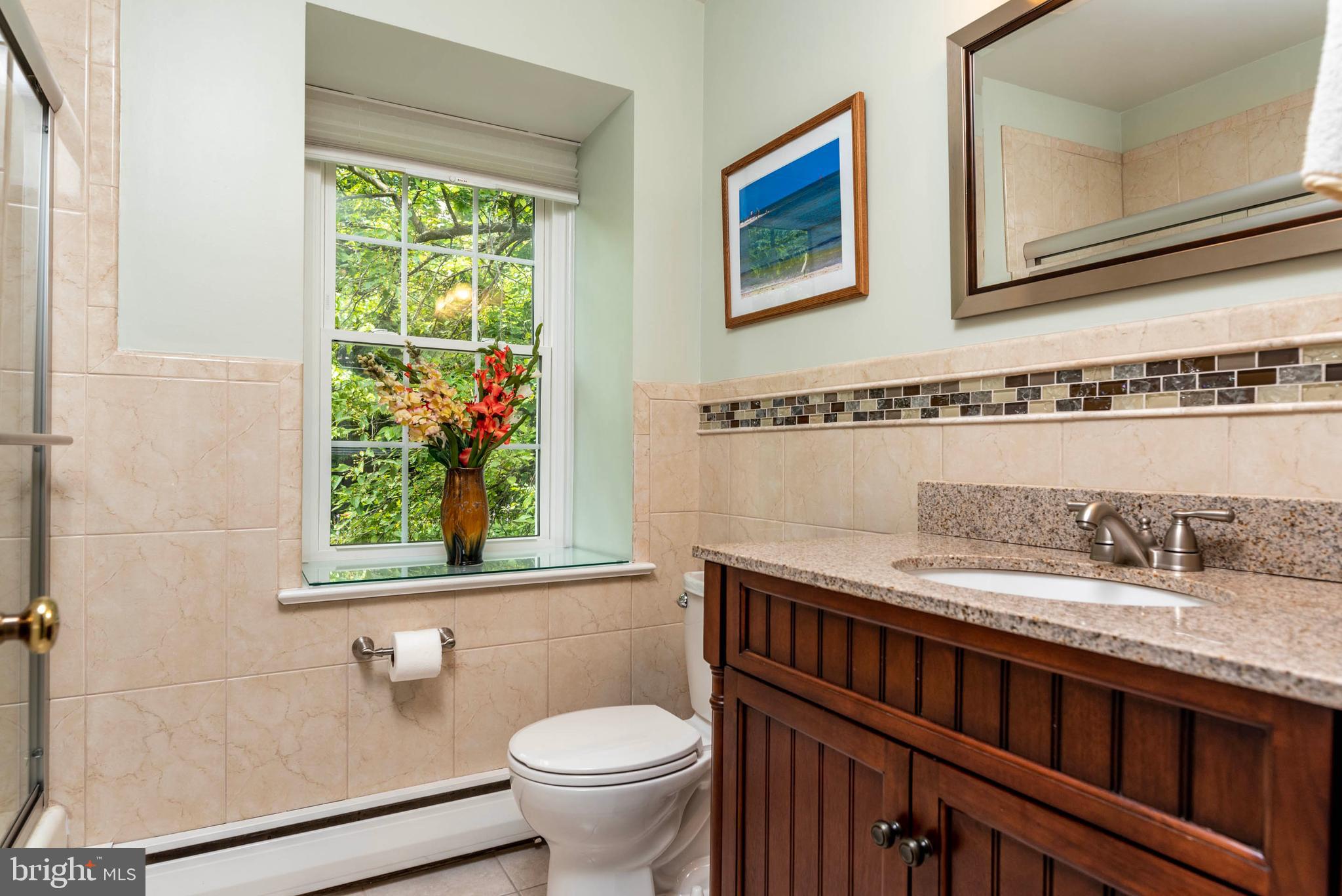 210 Gulph Creek Road Wayne, PA 19087 - Photo 26 of 46 HallBath