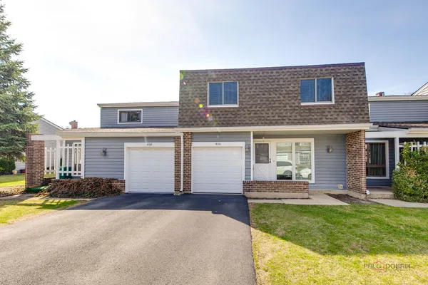 $385,000 | 456 Harmony Drive, Wheeling, IL 60090