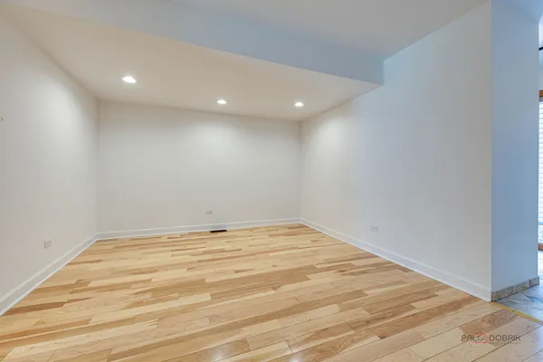 $385,000 | 456 Harmony Drive, Wheeling, IL 60090