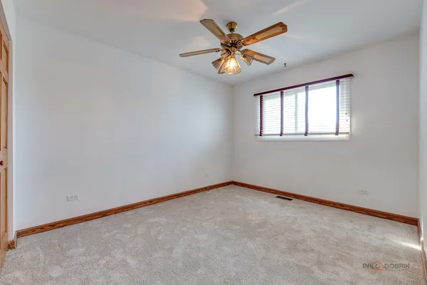 $385,000 | 456 Harmony Drive, Wheeling, IL 60090