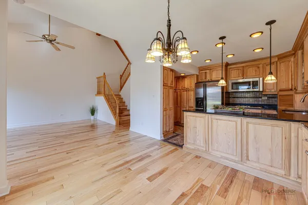 $385,000 | 456 Harmony Drive, Wheeling, IL 60090