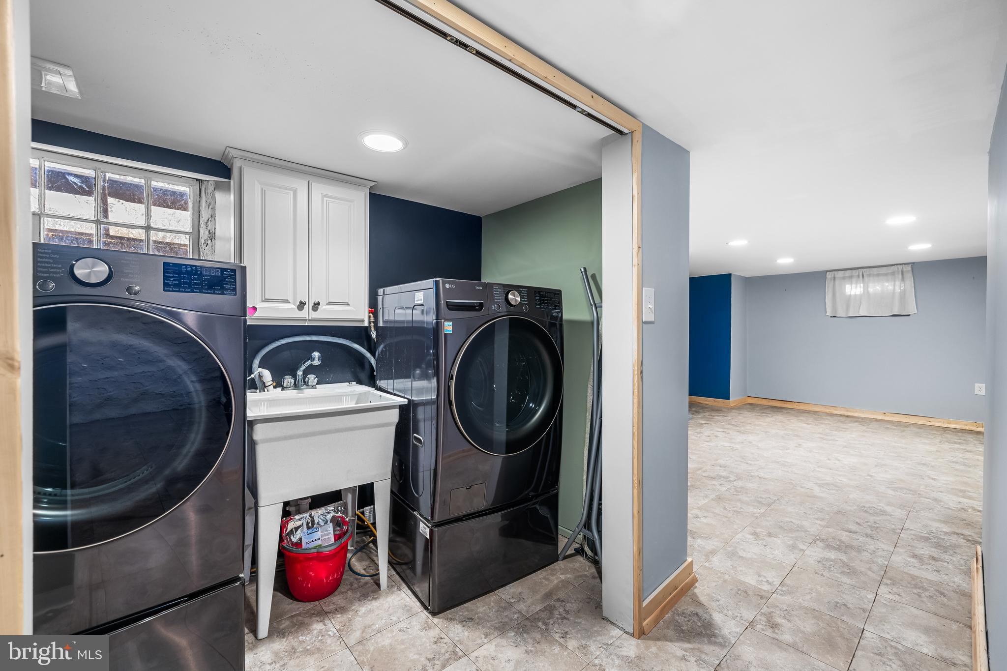 307 East Highfield Road Baltimore, MD 21218 - Photo 46 of 59