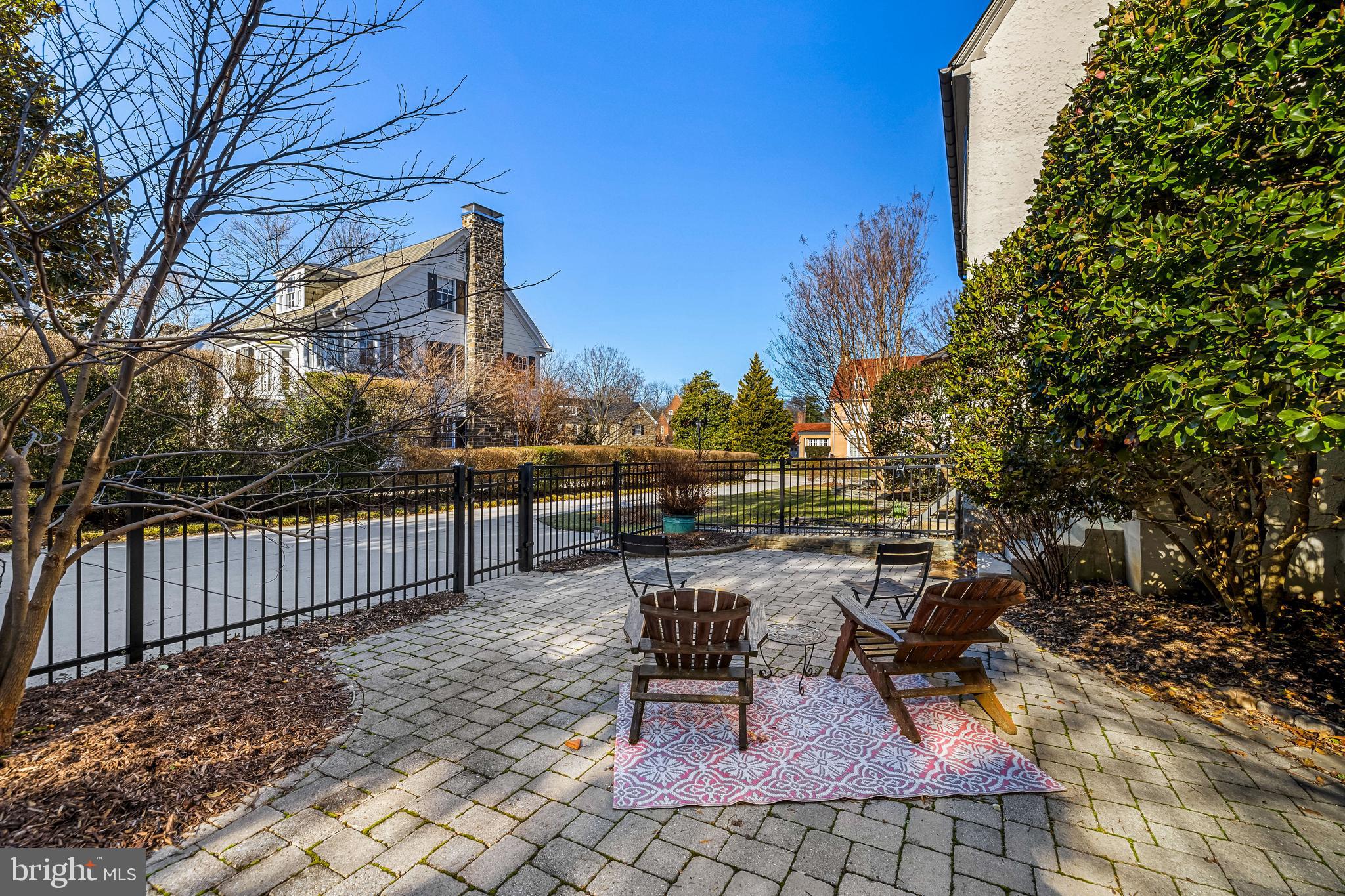 307 East Highfield Road Baltimore, MD 21218 - Photo 51 of 59 a view of a chairs and table in backyard