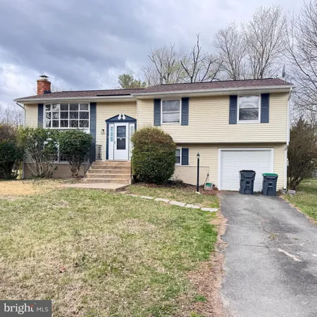 $2,300 | 820 Barkley Drive, Fredericksburg, VA 22407