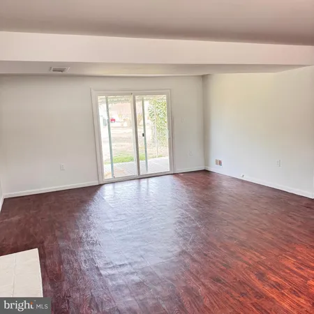 $2,300 | 820 Barkley Drive, Fredericksburg, VA 22407