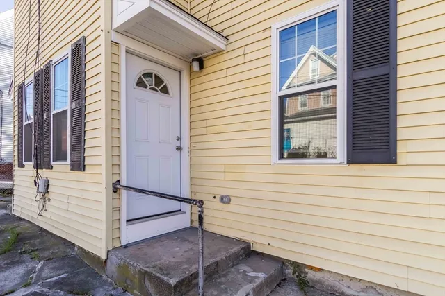 $4,200 | 51 Mansfield Street, Unit 49, Everett, MA 02149