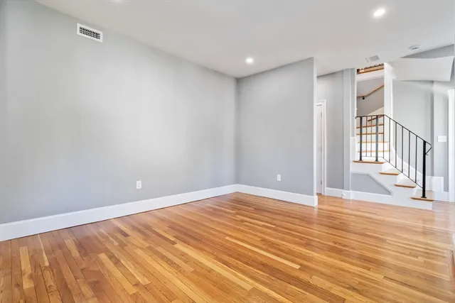 a view of empty room with window