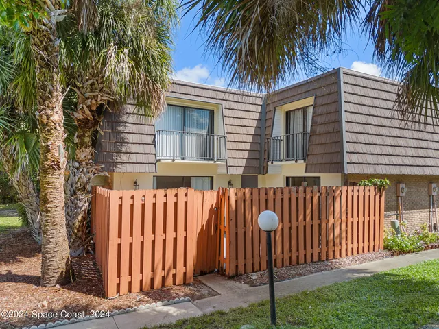 $169,000 | 3414 Vista Oaks Circle Northeast, Palm Bay, FL 32905