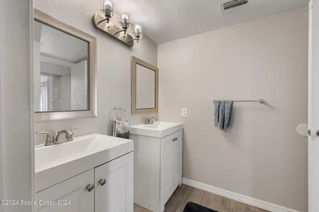 $169,000 | 3414 Vista Oaks Circle Northeast, Palm Bay, FL 32905