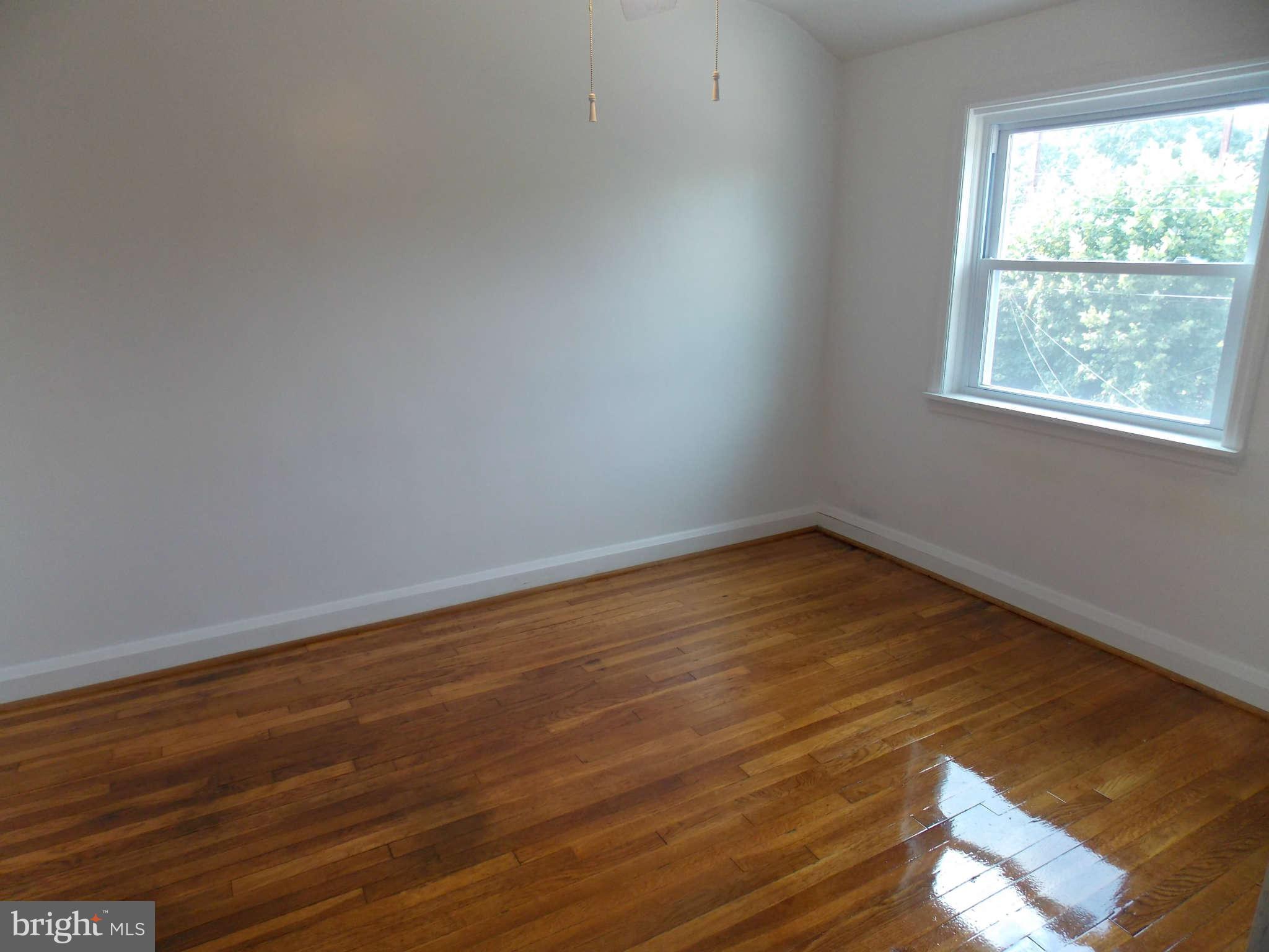 654 Middlesex Road Baltimore, MD 21221 - Photo 9 of 15 Bedroom