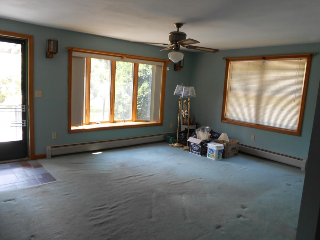 23 Hunt Road Kingston, NH 03848 - Photo 6 of 28 Gallery Image 6
