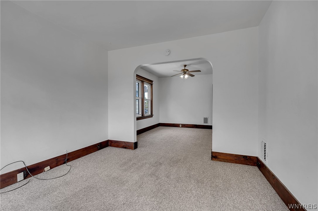 565 Military Road Buffalo, NY 14207 - Photo 22 of 48
