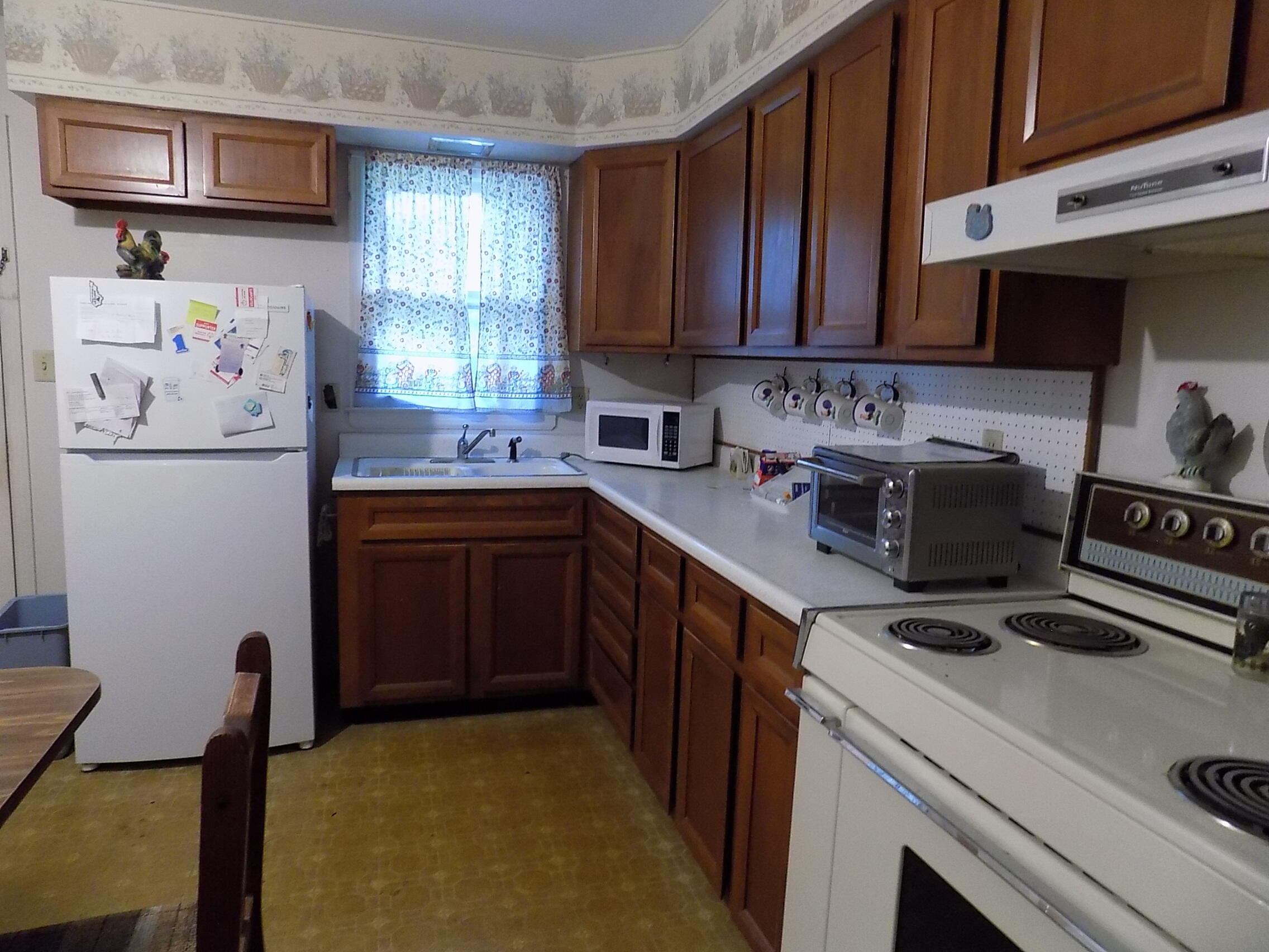 1811 Raleigh Road Lexington, KY 40505 - Photo 7 of 30 DSCN1550