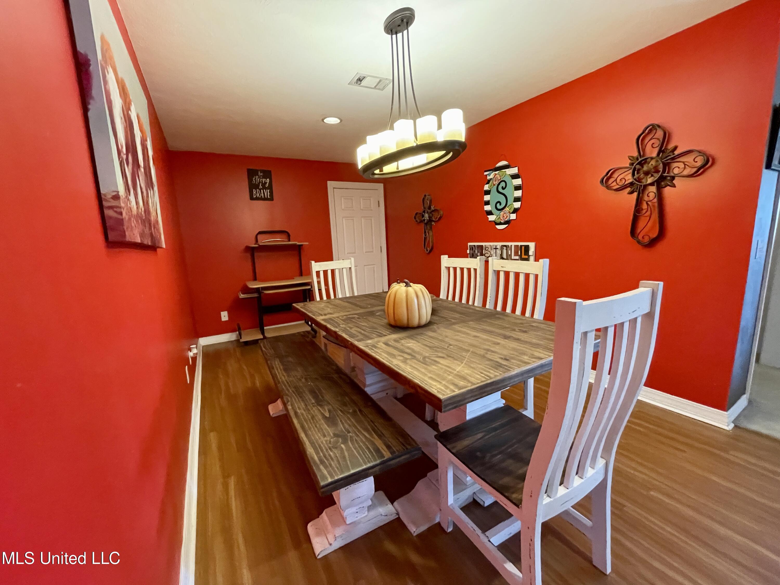 2590 Estes Mill Road Walnut Grove, MS 39189 - Photo 15 of 35 7F151775-D6C5-47DB-BFC1-F36337438CCF