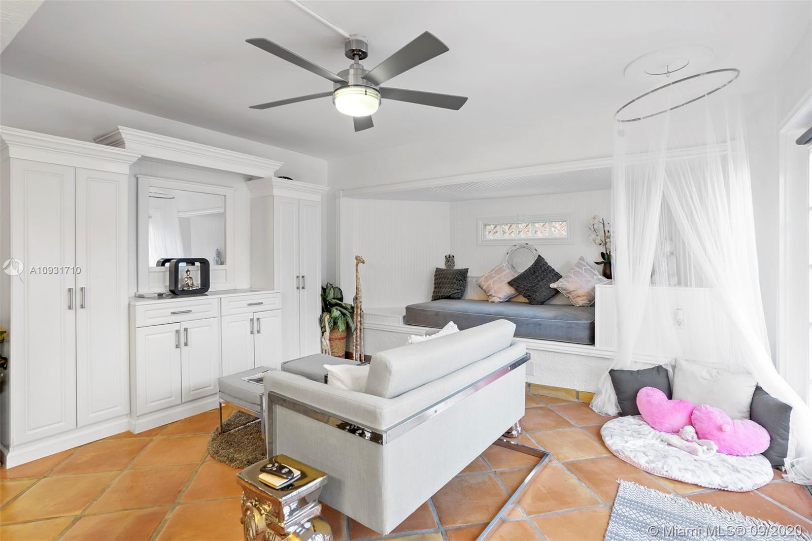 329 Southwest 14th Street Pompano Beach, FL 33060 - Photo 14 of 43 Gallery Image 14