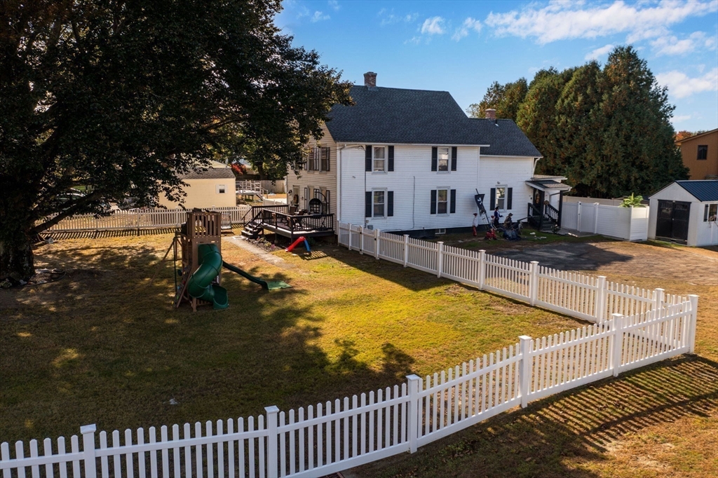 465 River Road Agawam, MA 01001 - Photo 5 of 42 Gallery Image 5