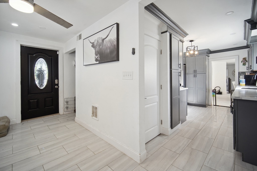 465 River Road Agawam, MA 01001 - Photo 10 of 42 Gallery Image 10
