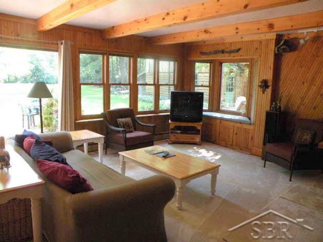 7341 Shattuck Road Saginaw, MI 48603 - Photo 8 of 15 20036249-9.JPG