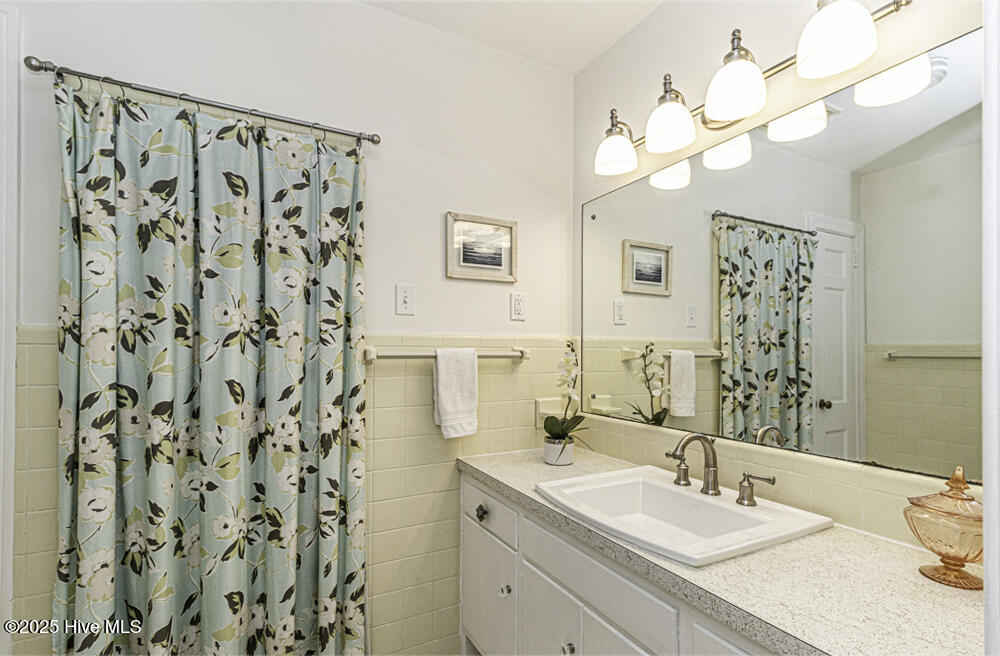 3609 Hawthorne Road Rocky Mount, NC 27804 - Photo 19 of 42 Updated sink and fixtures