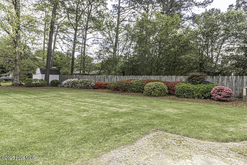 3609 Hawthorne Road Rocky Mount, NC 27804 - Photo 34 of 42 Space for recreation and entertaining!