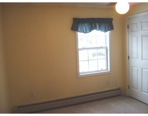 121 Woods Road Northampton, MA 01062 - Photo 20 of 29