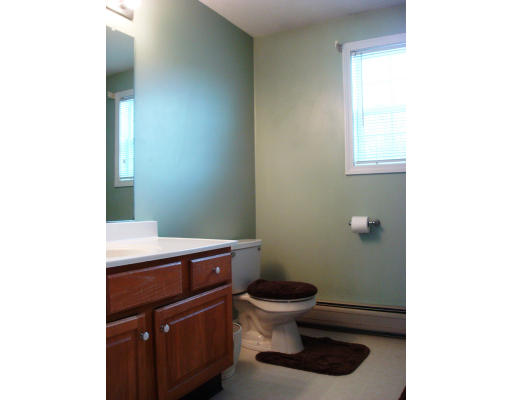 121 Woods Road Northampton, MA 01062 - Photo 28 of 29