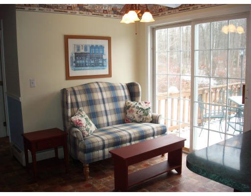121 Woods Road Northampton, MA 01062 - Photo 9 of 29