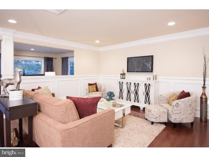 2 Red Ridge Road Levittown, PA 19056 - Photo 16 of 25 Living Room