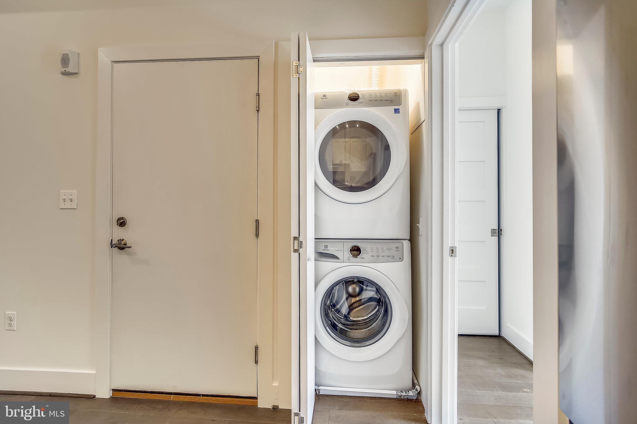 1787 Columbia Road Northwest, Unit 3 Washington, DC 20009 - Photo 20 of 22