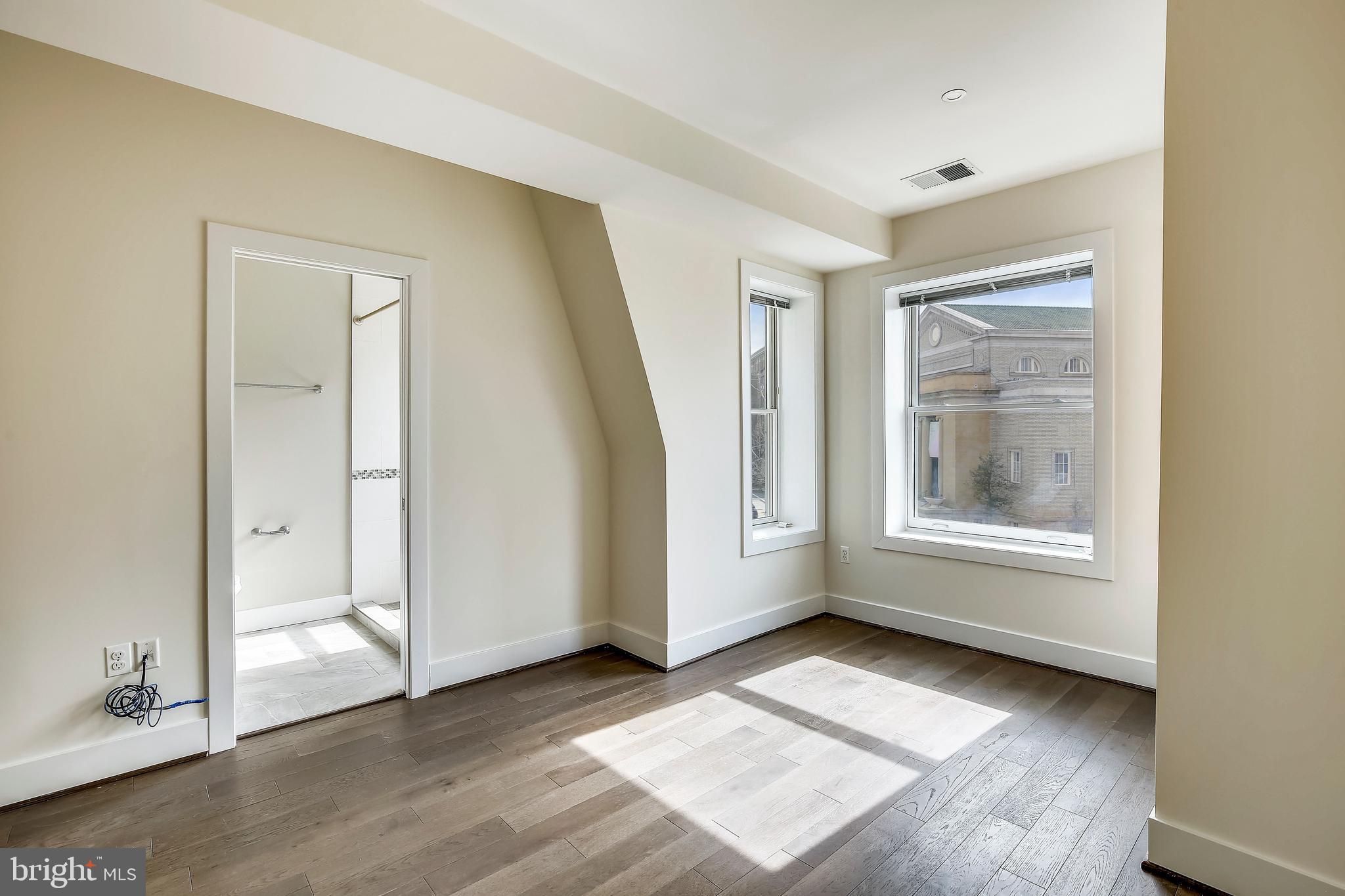 1787 Columbia Road Northwest, Unit 3 Washington, DC 20009 - Photo 9 of 22