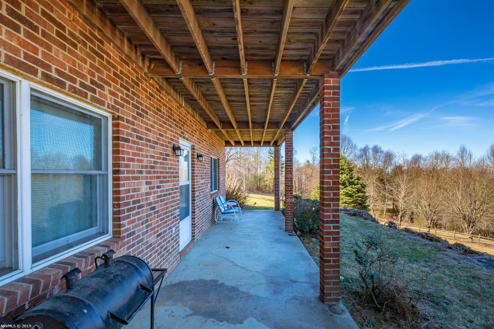 887 Colonial Road Fancy Gap, VA 24328 - Photo 66 of 105 Gallery Image 66
