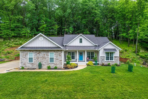 $549,900 | 866 Howell Drive, Newark, OH 43055