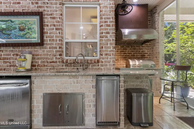 $675,000 | 6416 Oliwa Place, Diamondhead, MS 39525