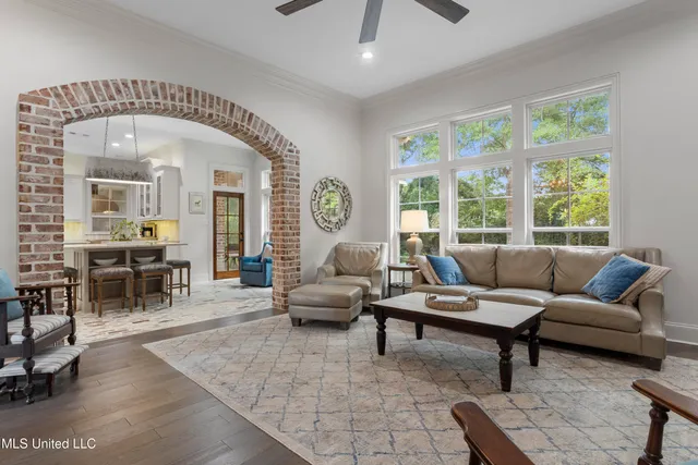 $675,000 | 6416 Oliwa Place, Diamondhead, MS 39525