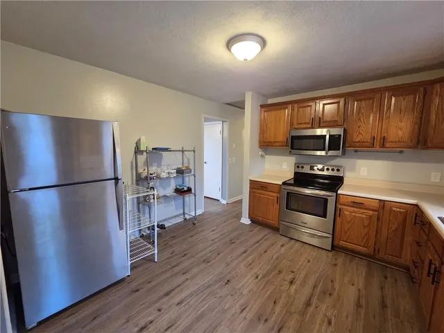 $180,000 | 524 Pin Oak Street, Adrian, MO 64720