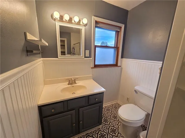 $180,000 | 524 Pin Oak Street, Adrian, MO 64720