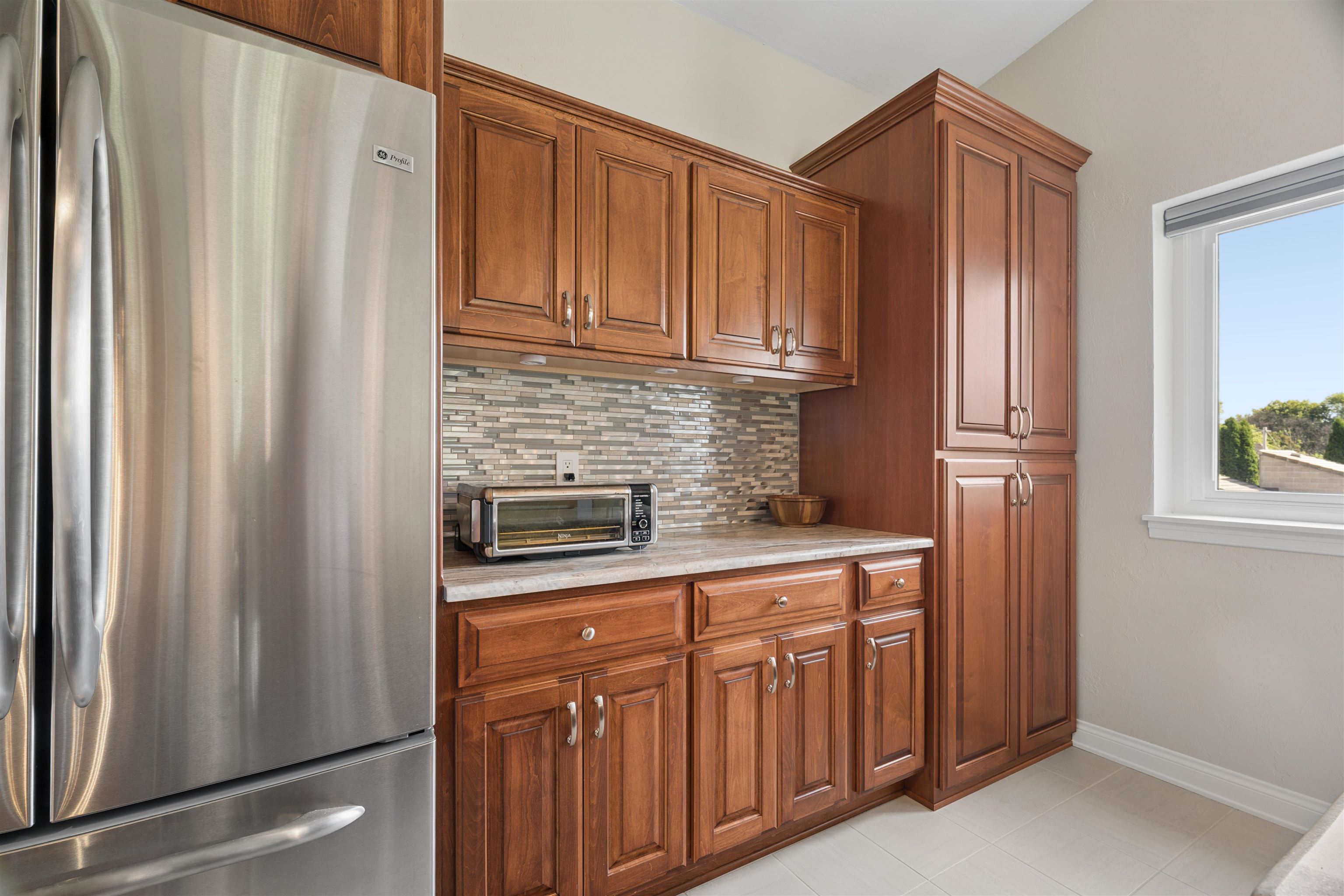 1121 South Oneida Street Appleton, WI 54915 - Photo 11 of 26 Gallery Image 11