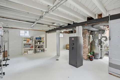 $319,900 | 123 Elmwood Place, Crown Point, IN 46307