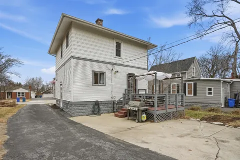 $319,900 | 123 Elmwood Place, Crown Point, IN 46307