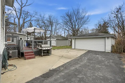 $319,900 | 123 Elmwood Place, Crown Point, IN 46307