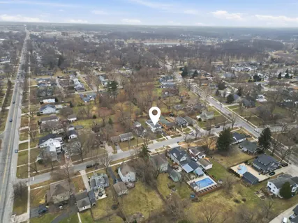 $319,900 | 123 Elmwood Place, Crown Point, IN 46307