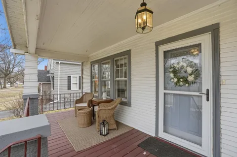 $319,900 | 123 Elmwood Place, Crown Point, IN 46307