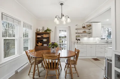 $319,900 | 123 Elmwood Place, Crown Point, IN 46307