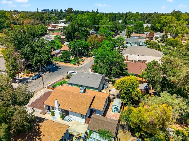 $399,999 | 3459 37th Street, Sacramento, CA 95817