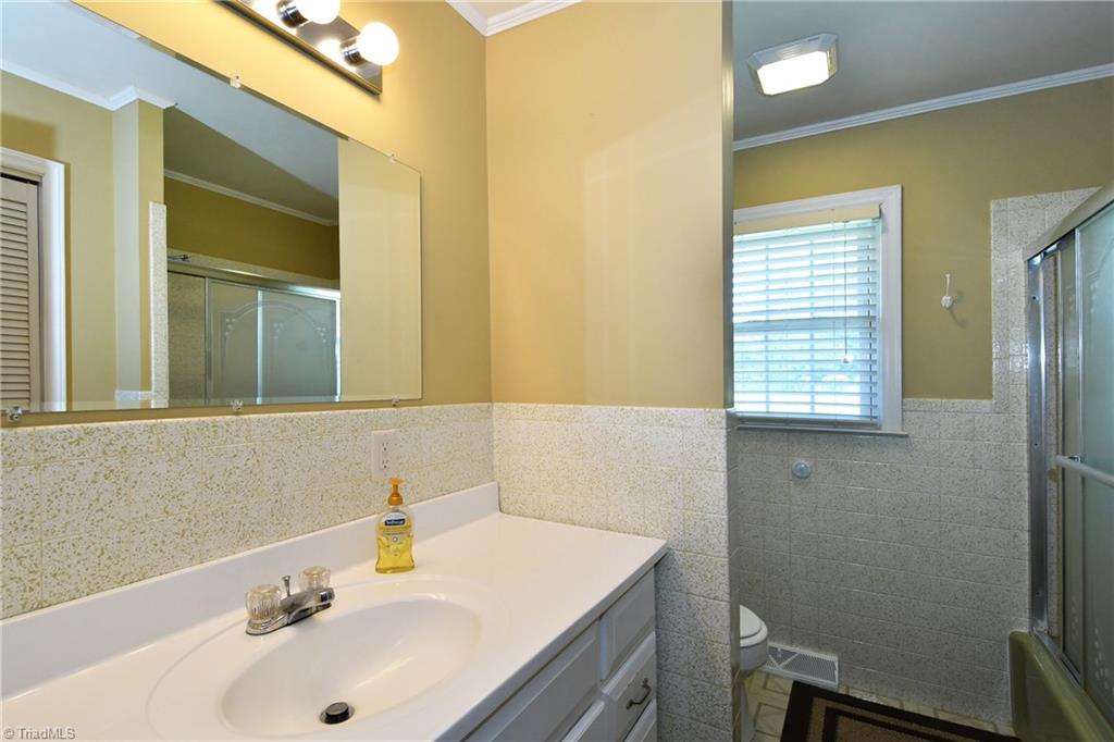 1602 Hickory Tree Road Winston-Salem, NC 27127 - Photo 11 of 21 Gallery Image 11