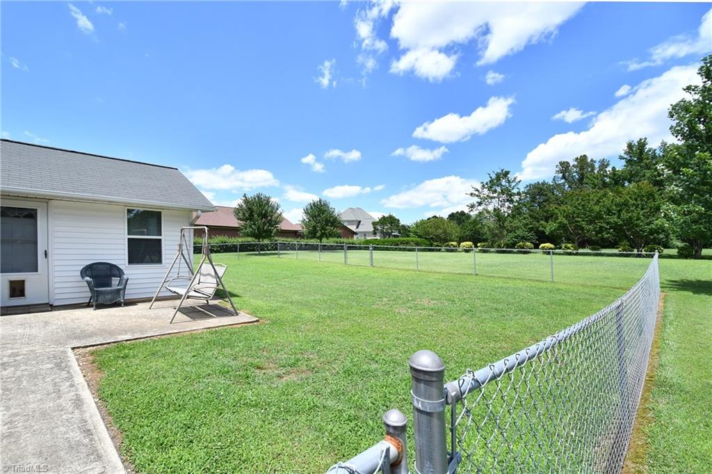 1602 Hickory Tree Road Winston-Salem, NC 27127 - Photo 18 of 21 Gallery Image 18